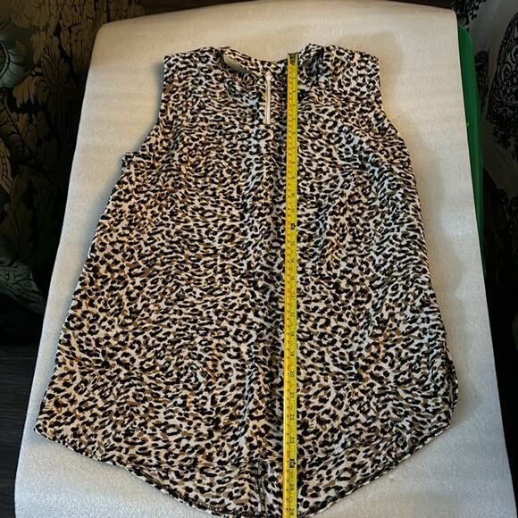 Zac & Rachel V-Neck Animal Print Sleeveless Blouse S Mobwife Dopamine Corporate - Picture 11 of 14